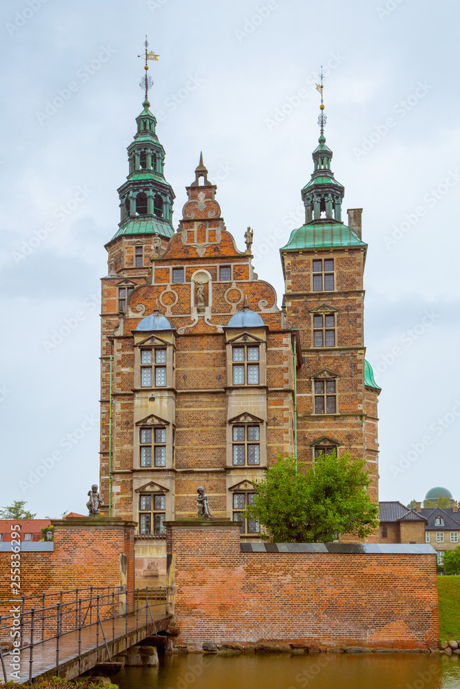 Fototapeta premium Rosenborg Castle in Copenhagen, Denmark