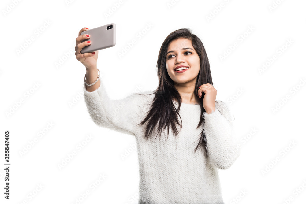 young girl selfi 123RF