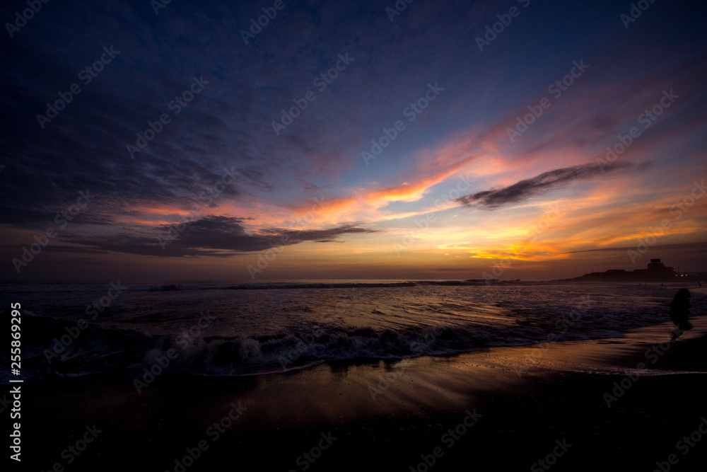 Fototapeta premium Playa de Mollendo al Atardecer