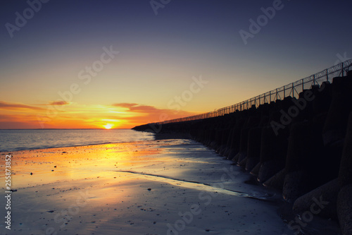 Fototapeta Naklejka Na Ścianę i Meble -  Sunset in Kelan Beach