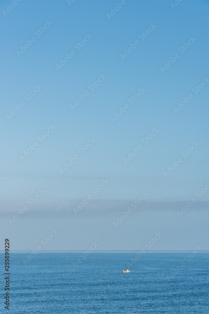 Fototapeta premium Bright Blue Southern Italian Mediterranean Sky