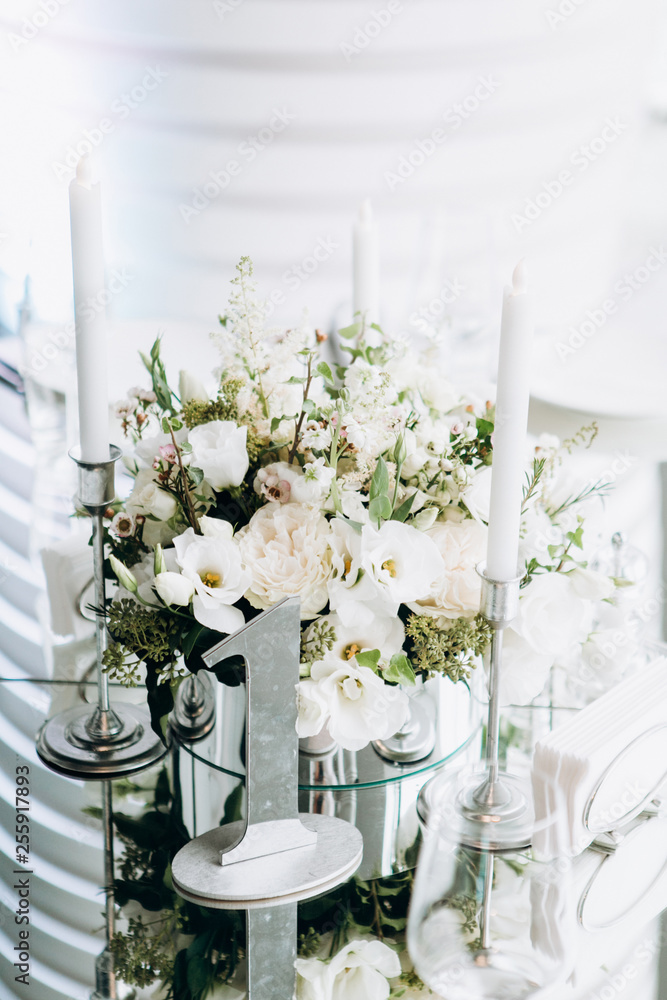 Wedding table decoration and table setting Wedding table decoration and table setting