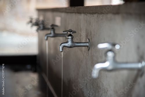 Wallpaper Mural 水道 Torontodigital.ca