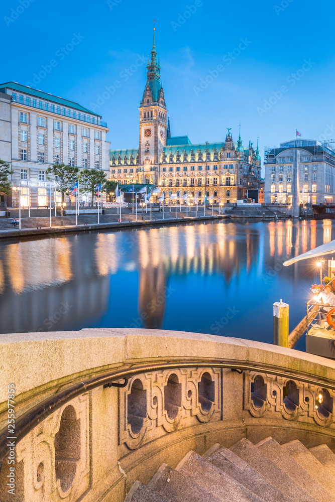 Hamburg city hall with Binnenalster at twilight, Germany