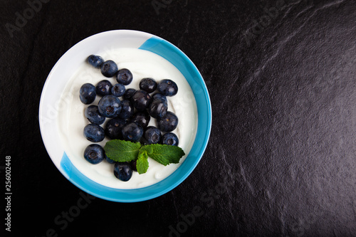 Heidelbeeren in Quark, Huckleberries with Cream Cheese