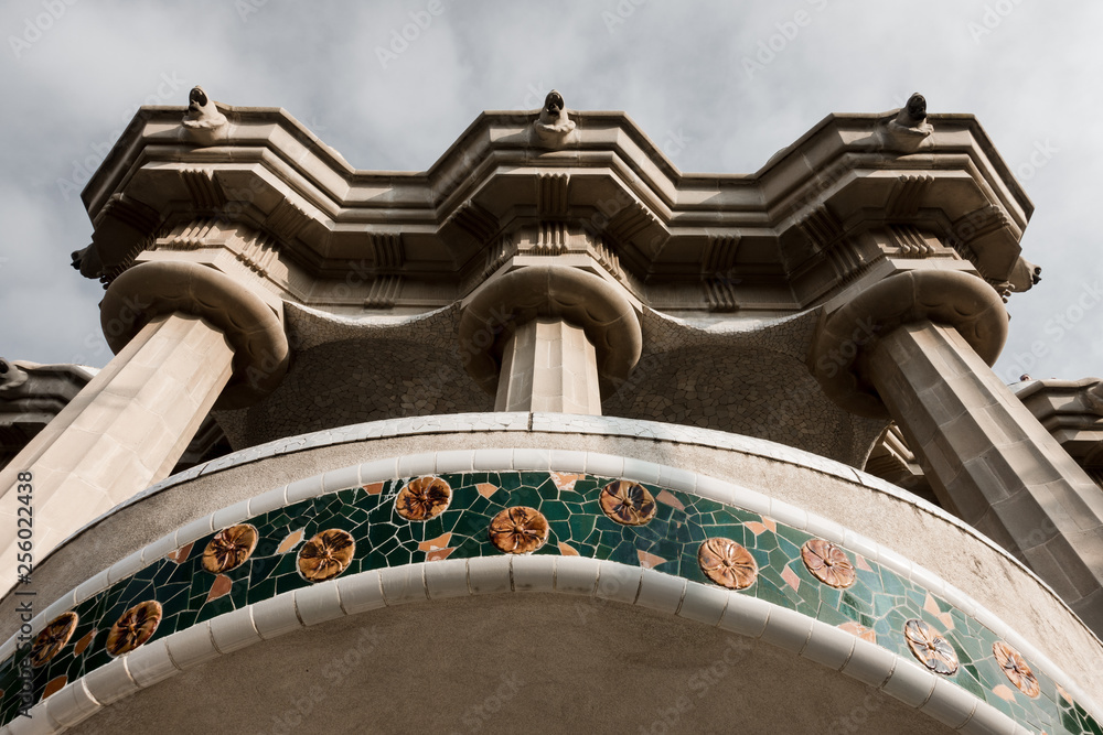 Pillars in Retro, Barcelona, Lion heads