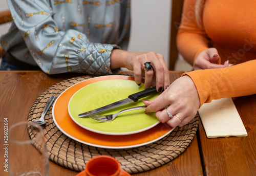 dining etiquette