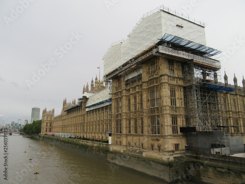 London | Pallace of Westminster & Big Ben photo