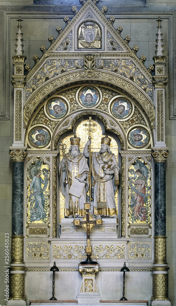 Altar of the Holy Cross in Zagreb cathedral 