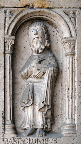 Saint Bartholomew the apostle, bass relief by followers of Wiligelmo, Princes’ Gate, Modena Cathedral, Italy 