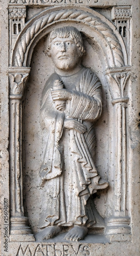 Saint Matthew the apostle, bass relief by followers of Wiligelmo, Princes’ Gate, Modena Cathedral, Italy 