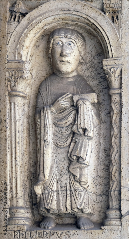 Saint Philip the apostle, bass relief by followers of Wiligelmo, Princes’ Gate, Modena Cathedral, Italy 