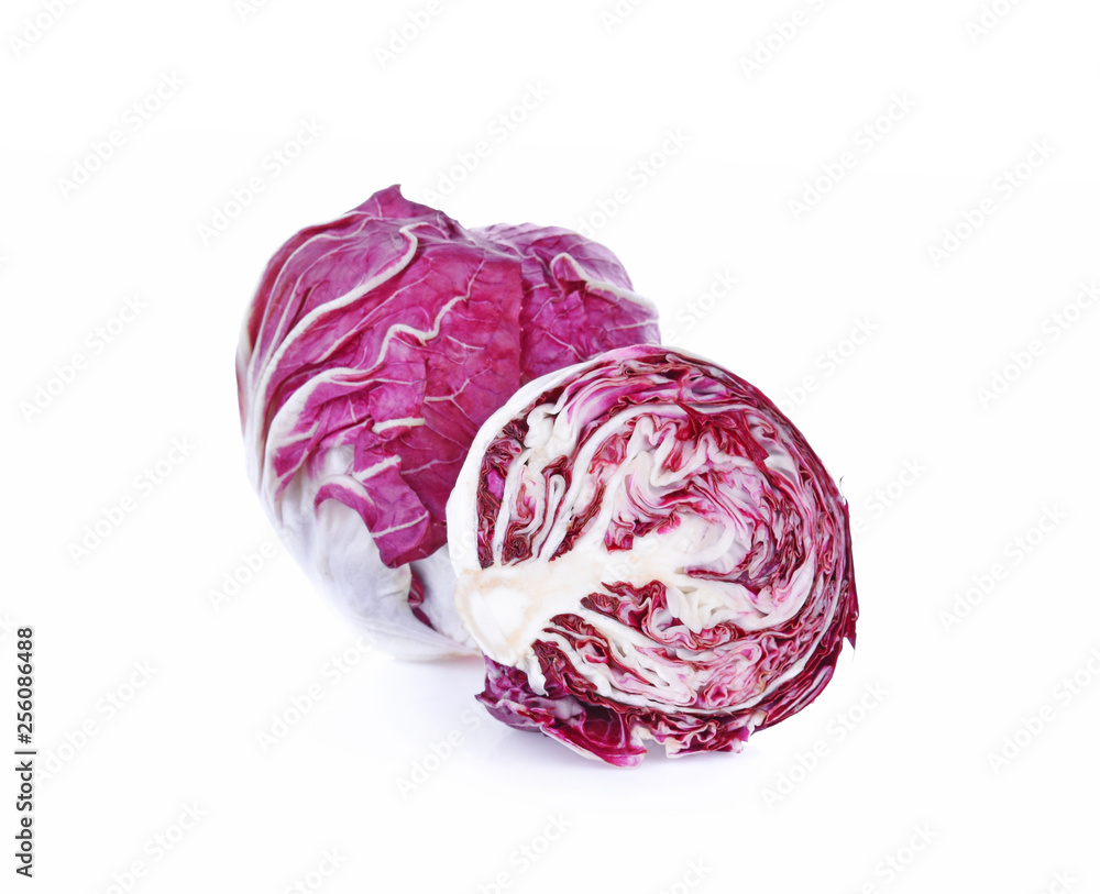 Obraz premium Radicchio isolated on white background