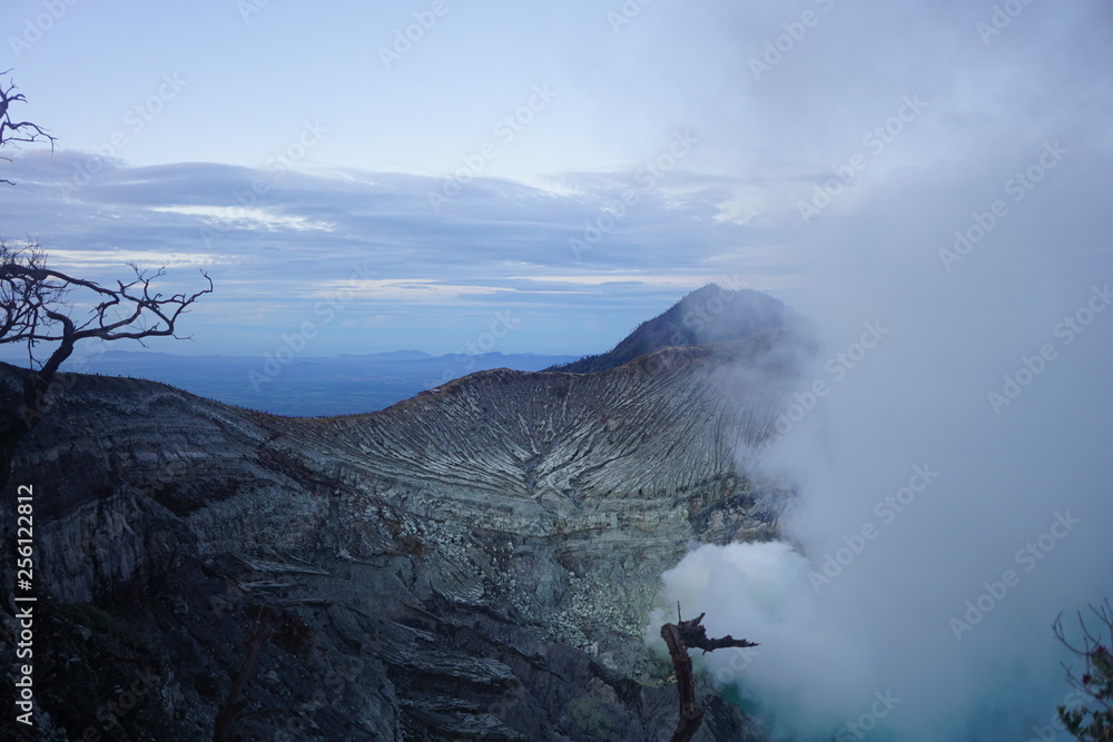 Fototapeta premium beautiful mountain crater