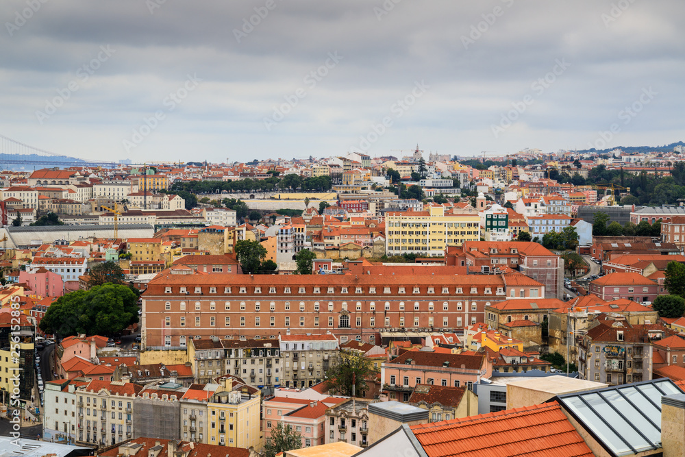 panorama della città di Lisbona