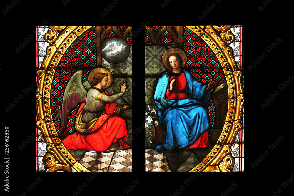 Annunciation of the Virgin Mary, stained glass in Zagreb cathedral 