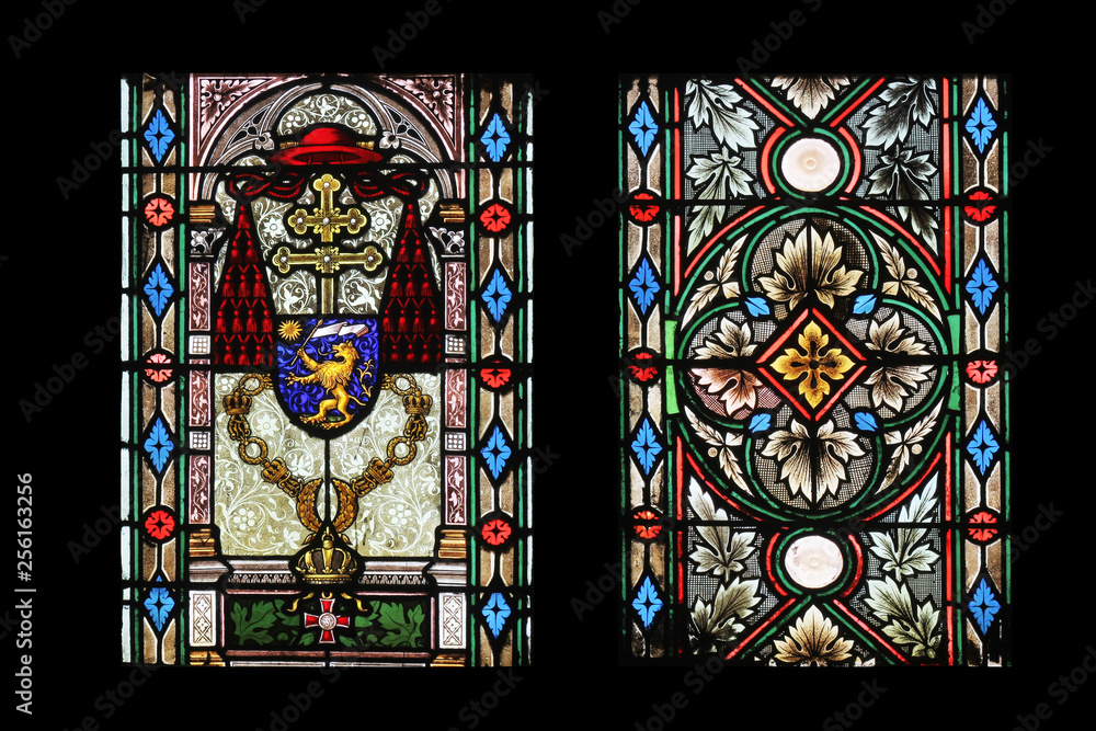 Coat of arms of Cardinal Joseph Mihalovic, stained glass in Zagreb cathedral 
