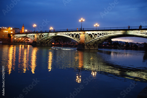 SEVILLA. PUENTE DE TRIANA