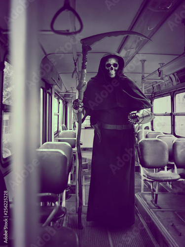 Фотография retro horror souls reaper in judgment day