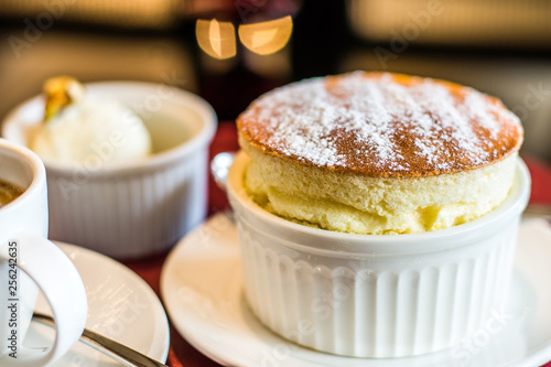 Bild auf Leinwand Grand Marnier Souffle with Vanilla Ice Cream