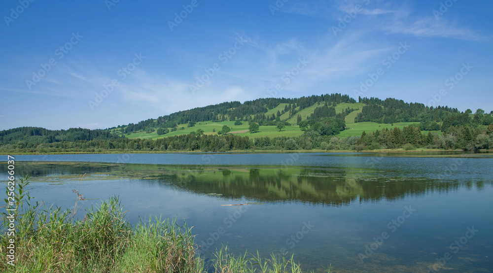 der Grüntensee im Allgäu nahe Pfronten und Nesselwang,Bayern,Deutschland