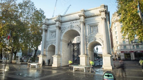 A hyperlapse of the Marble Arch in London.