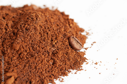 Wallpaper Mural ground coffee on the table Torontodigital.ca