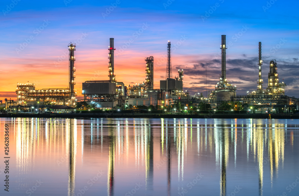 Fototapeta premium Oil refinery Chao Phraya River Morning light
