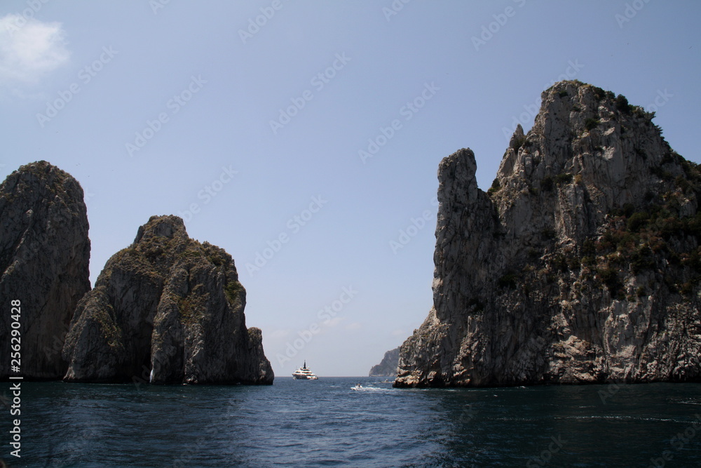 Fototapeta premium Mar y rocas