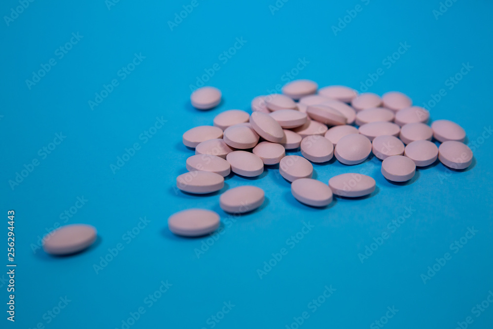 pink oval pills vitamins for pregnant women pink oval pills vitamins for pregnant women