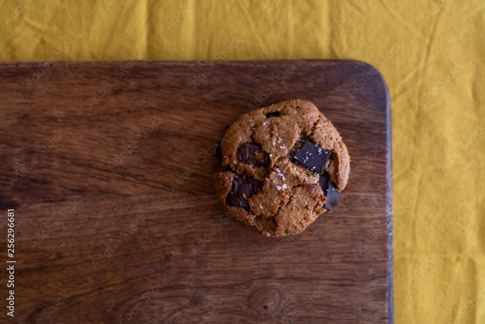 Fototapeta premium paleo chocolate chunk tahini cookie. salty cookie.