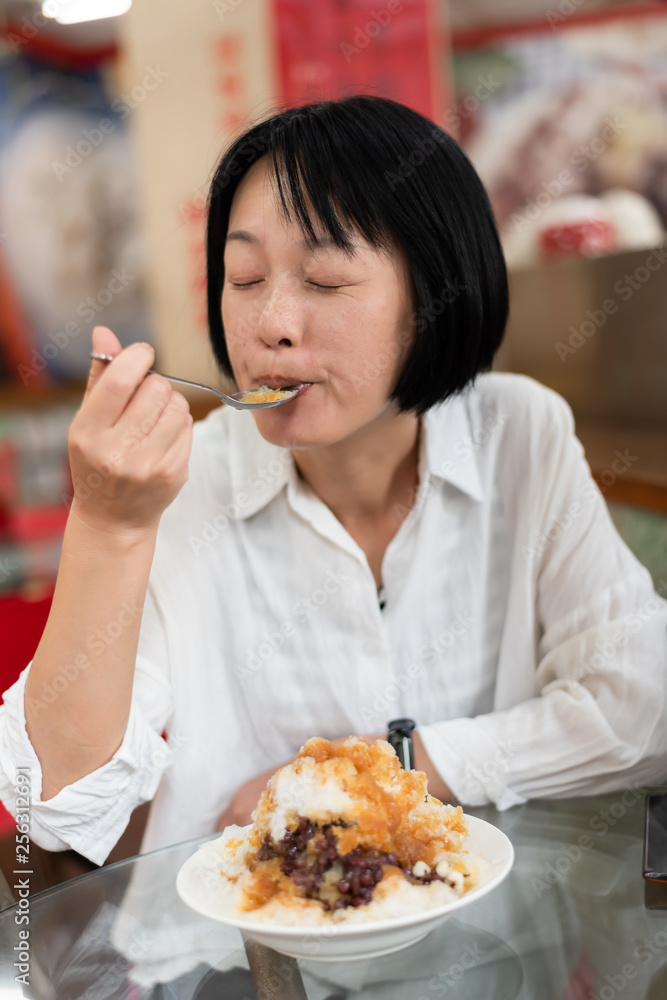 famous Taiwan snacks of shave ice famous Taiwan snacks of shave ice