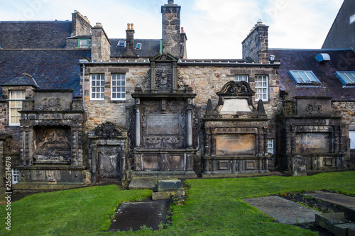 Billede på lærred Edimburgh (Scotland) - Greyfriars Kirkyard, the graveyard surrounding Greyfriars