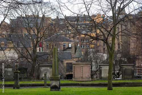Fotografi Edimburgh (Scotland) - Greyfriars Kirkyard, the graveyard surrounding Greyfriars