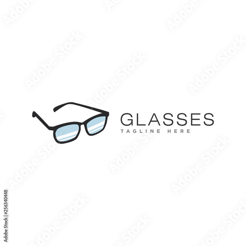 glasses logo design vector