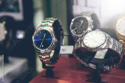beautiful watchs for woman on shop
