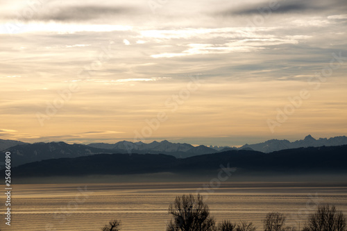 Sonnenaufgang am Bodensee