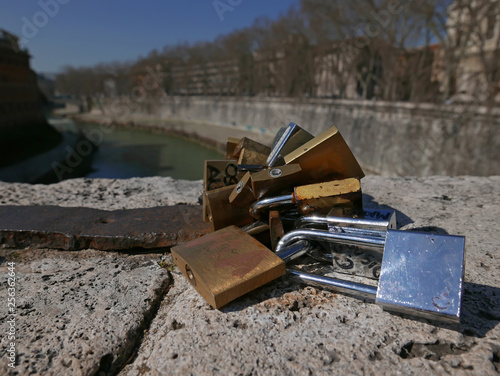 locks love symbol in Rome
