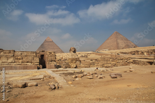 Giza  sphinx  pyramids  Egypt