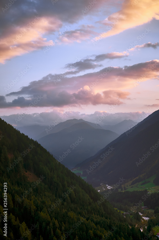 Obraz premium sunset in Austrian mountains