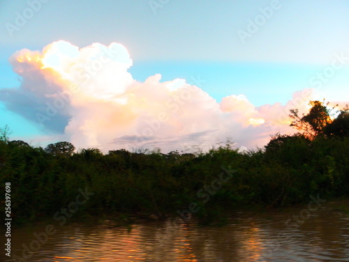 Abend am Amazonas