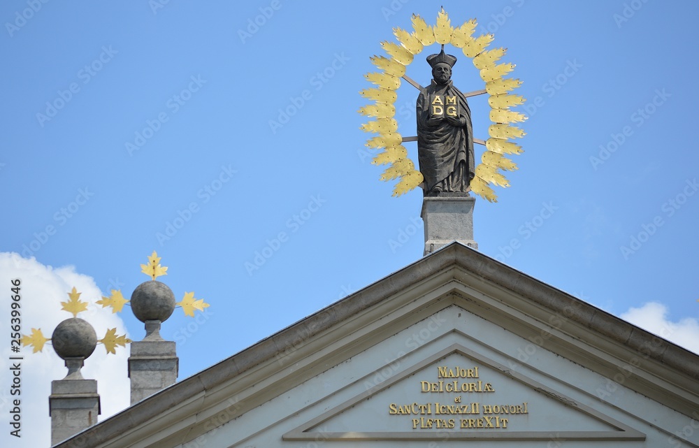 Obraz premium Faith looking down