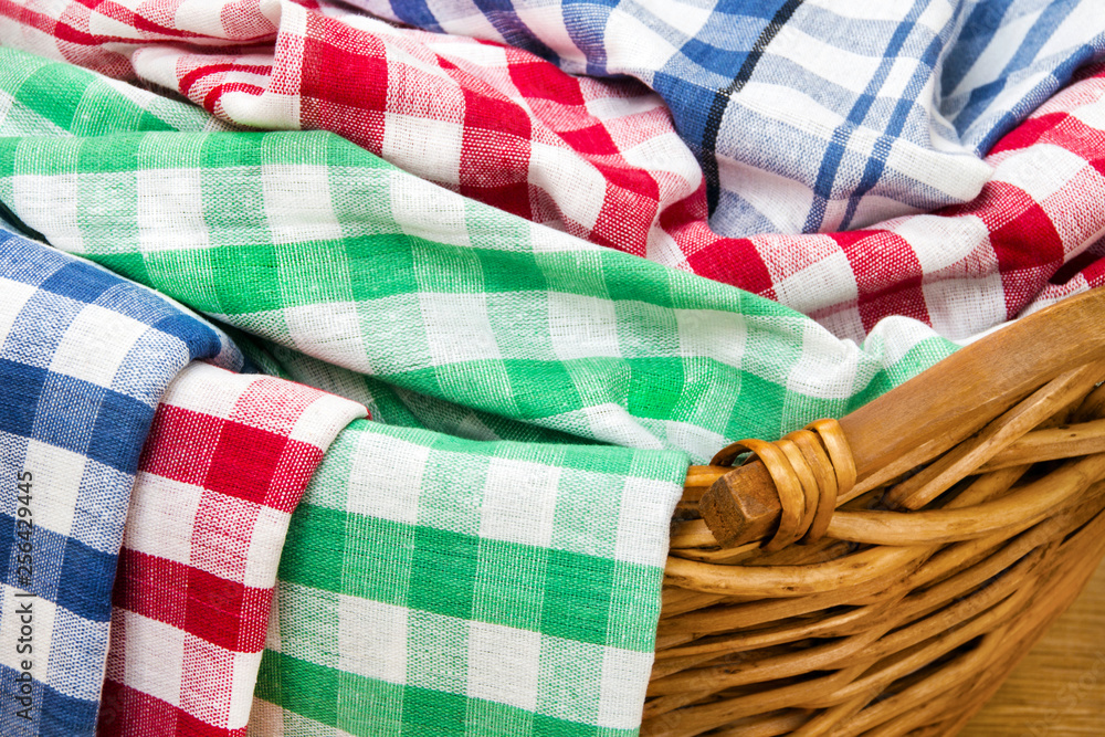Laundry basket and textiles Laundry basket and textiles