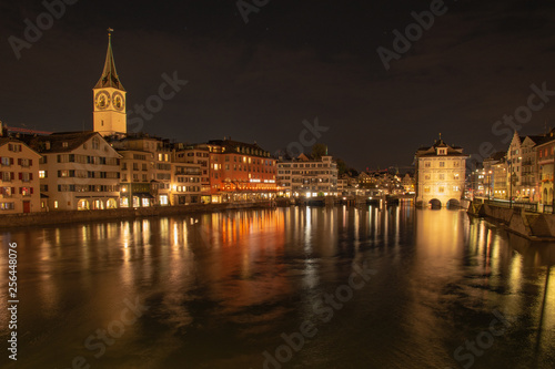 night view of the old city of zurich © isabelle dupont