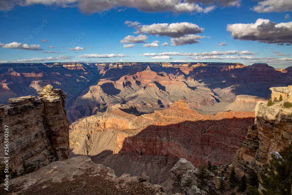 scenic view to Grand canyon from mathers point