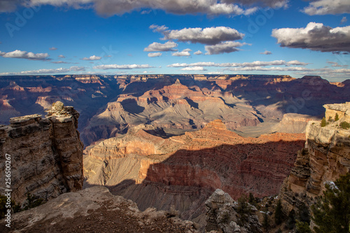scenic view to Grand canyon from mathers point