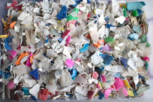 recycling shredded plastic pieces