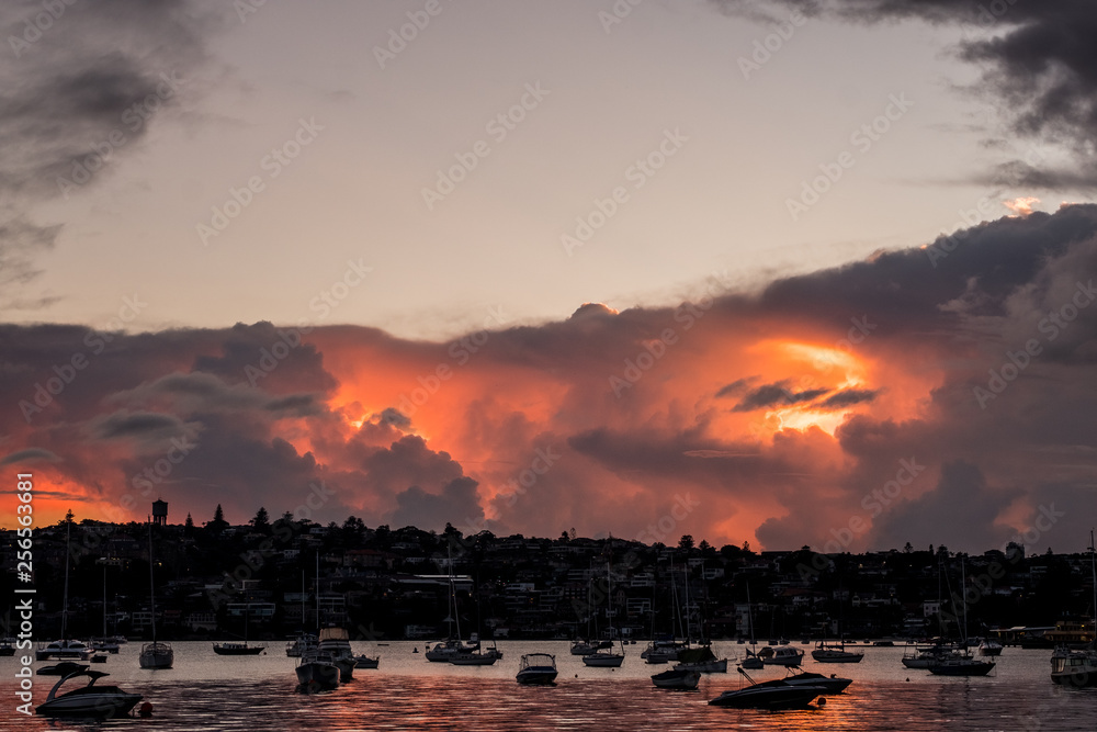 Obraz premium fiery clouds at sunrise