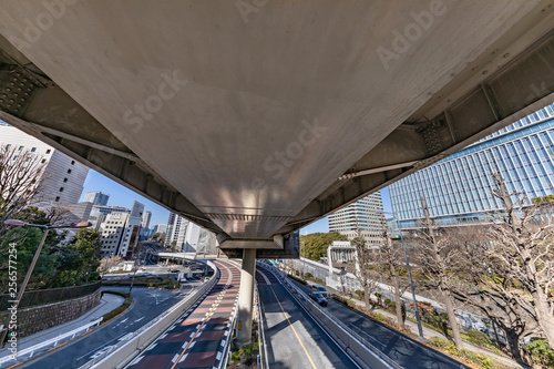 都会の道路