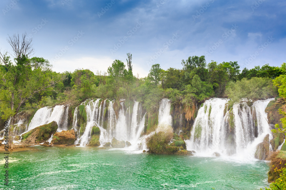 Fototapeta premium Wodospady Kravica, Bośnia i Hercegowina